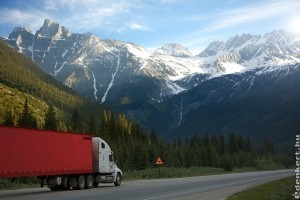 Milyen formában lehetsz kamionsofőr – vállalkozás vagy alkalmazotti jogviszony?